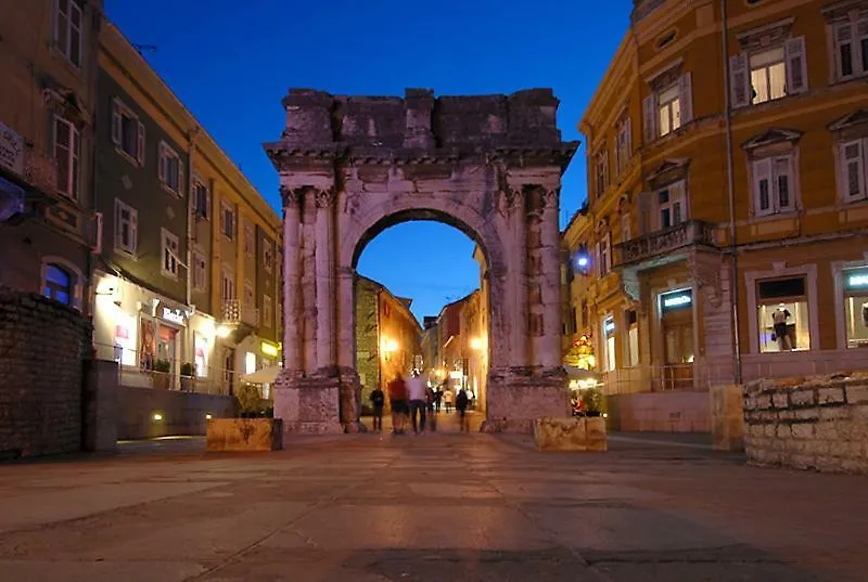 Apartments Vitae Pula