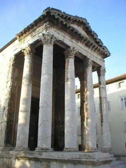 Apartments Vitae Pula Croácia